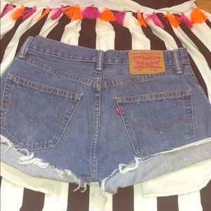 LEVIS Denim Jean Shorts Cutoffs Sz 30 6-8